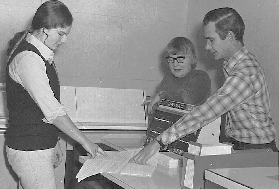 Faye Redden, Eva Reimer, and Milton Weiss at the Research Station. 1969